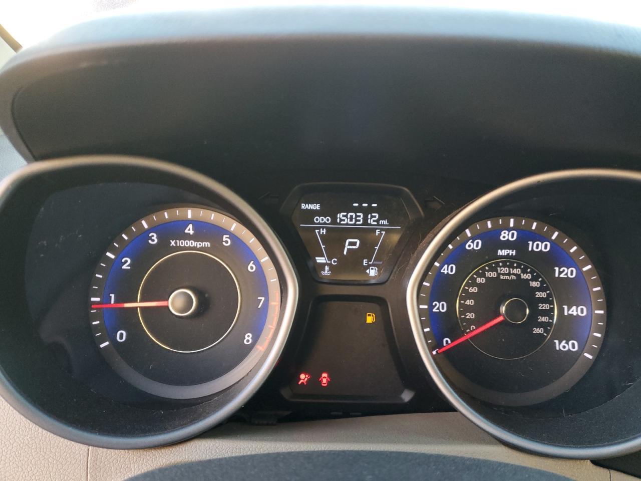2013 Hyundai Elantra - Image 9