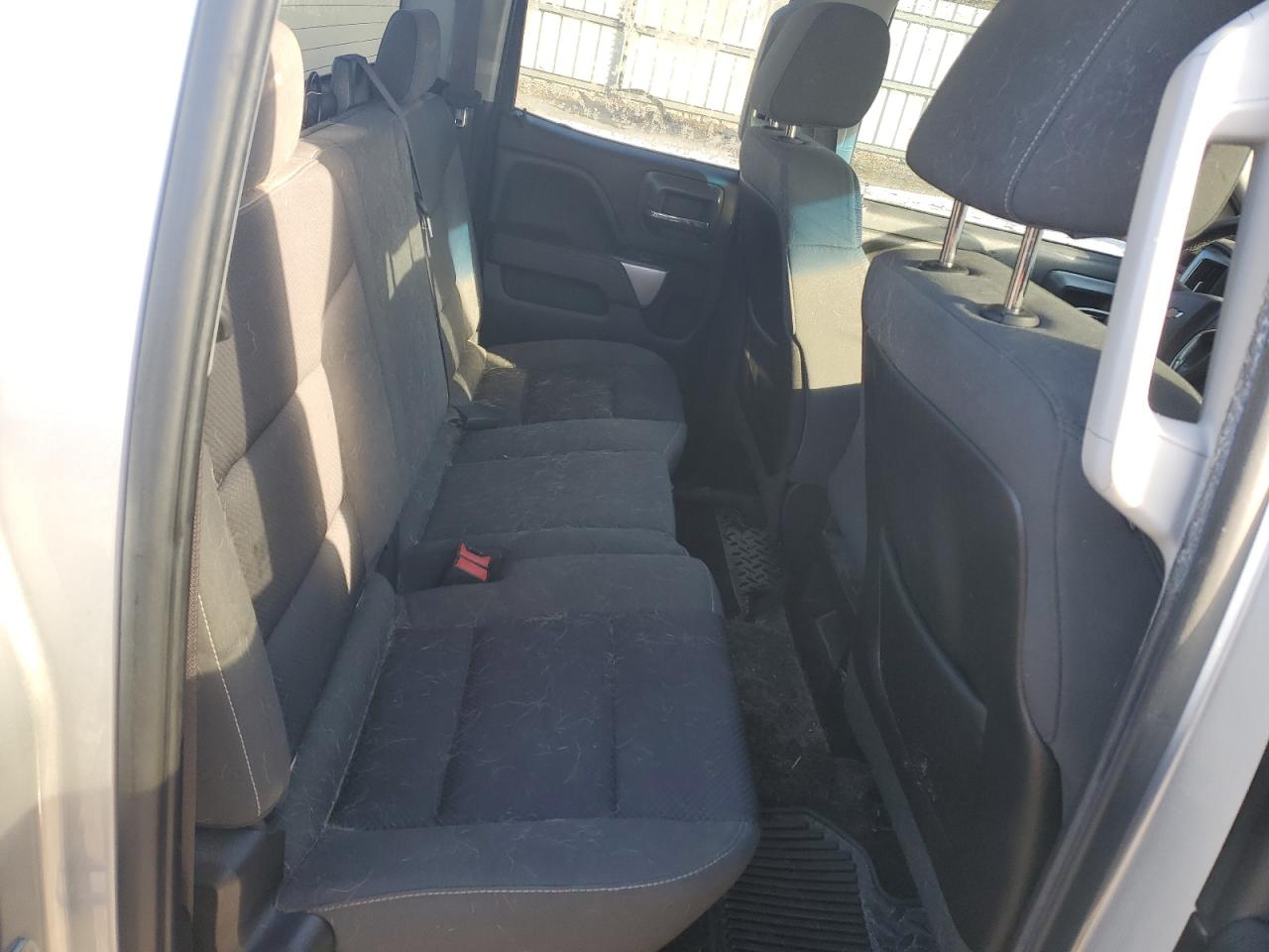 2015 Chevrolet Silverado - Image 10