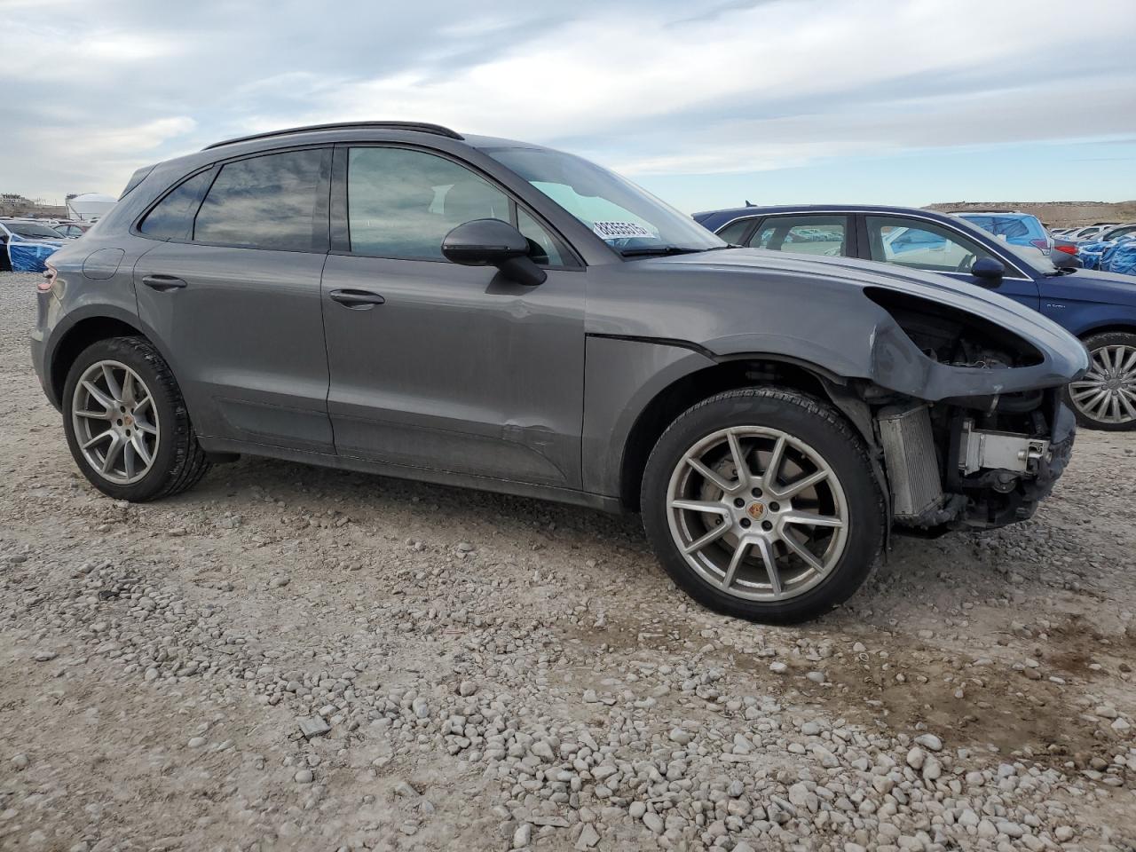 2018 Porsche Macan - Image 4