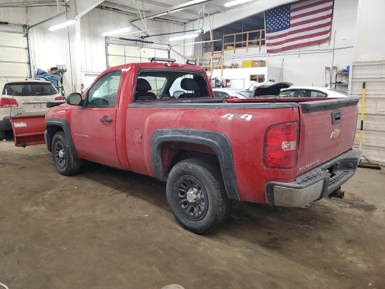 2012 Chevrolet Silverado - Image 2