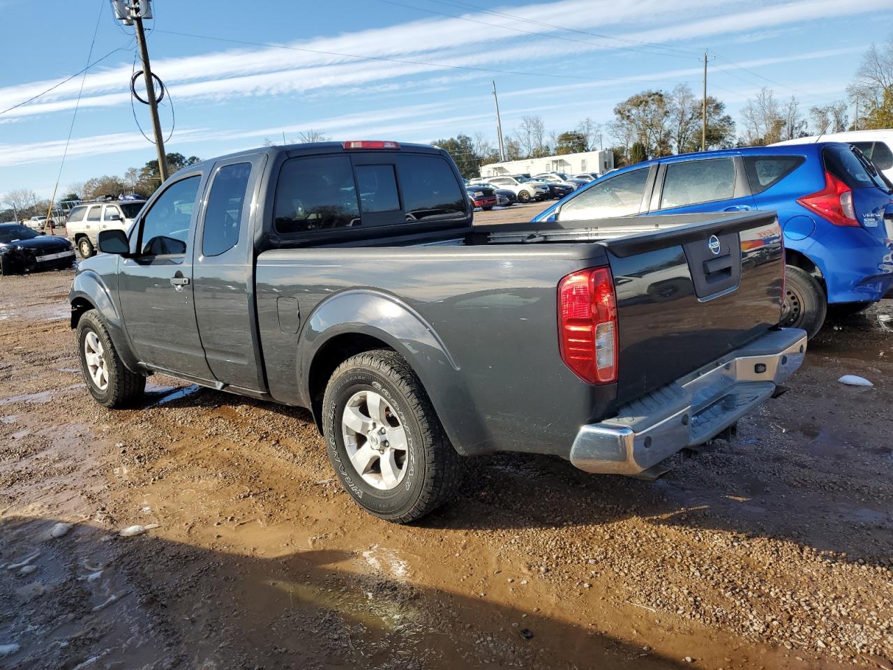 2013 Nissan Navara (Frontier) - Image 2