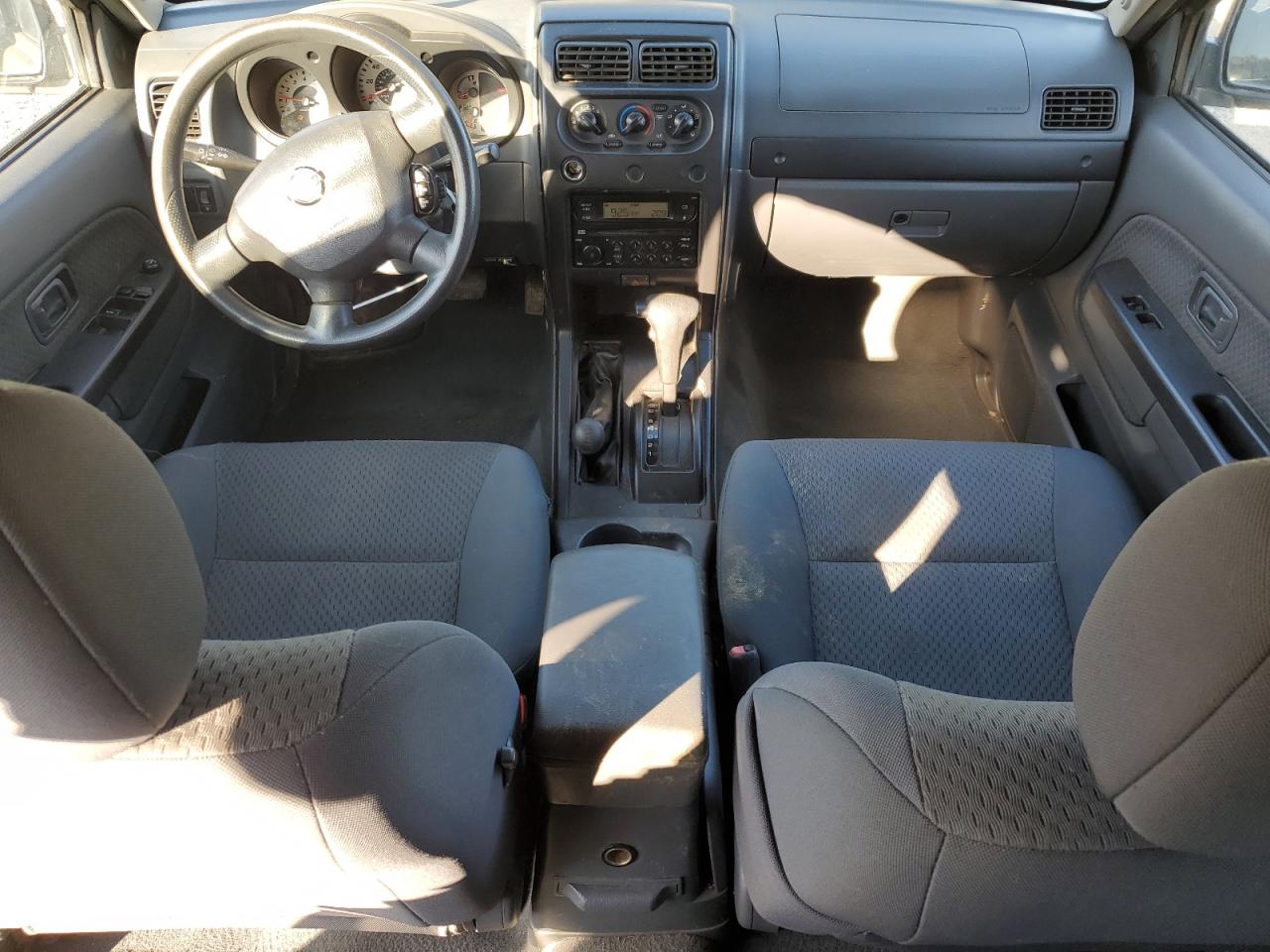 2004 Nissan XTerra - Image 8