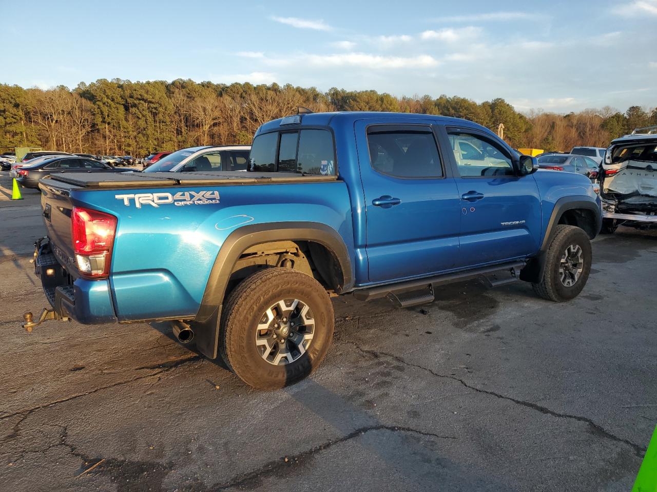 2016 Toyota Tacoma - Image 3
