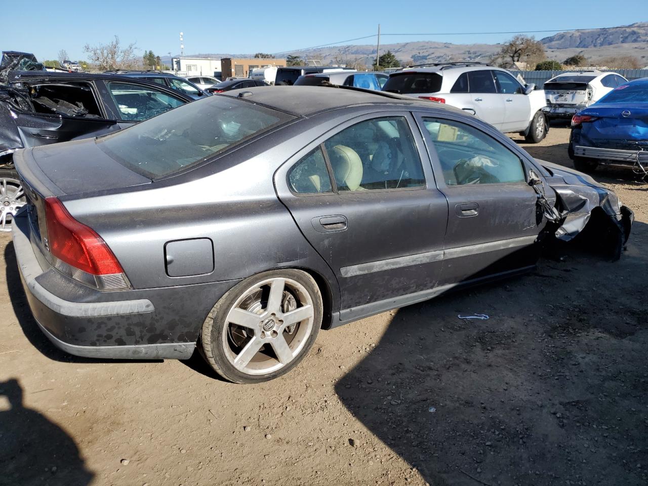 2004 Volvo S60 - Image 3
