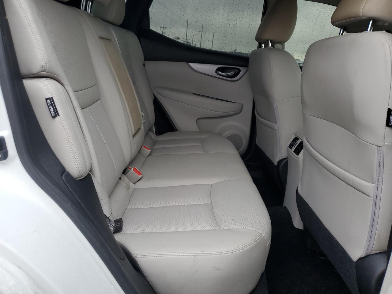 2020 Nissan Rogue - Image 11