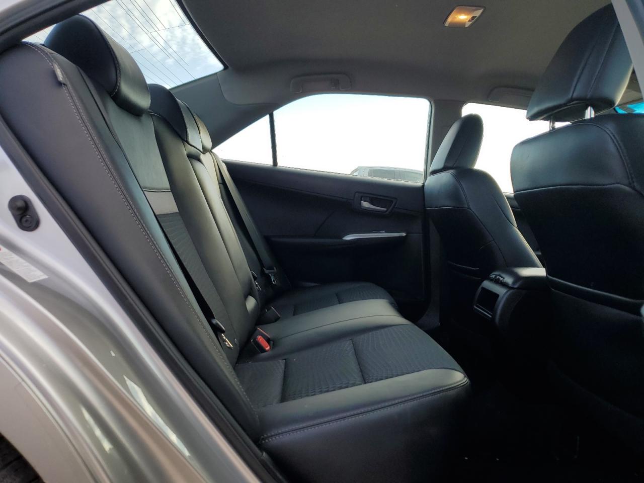 2013 Toyota Camry - Image 10