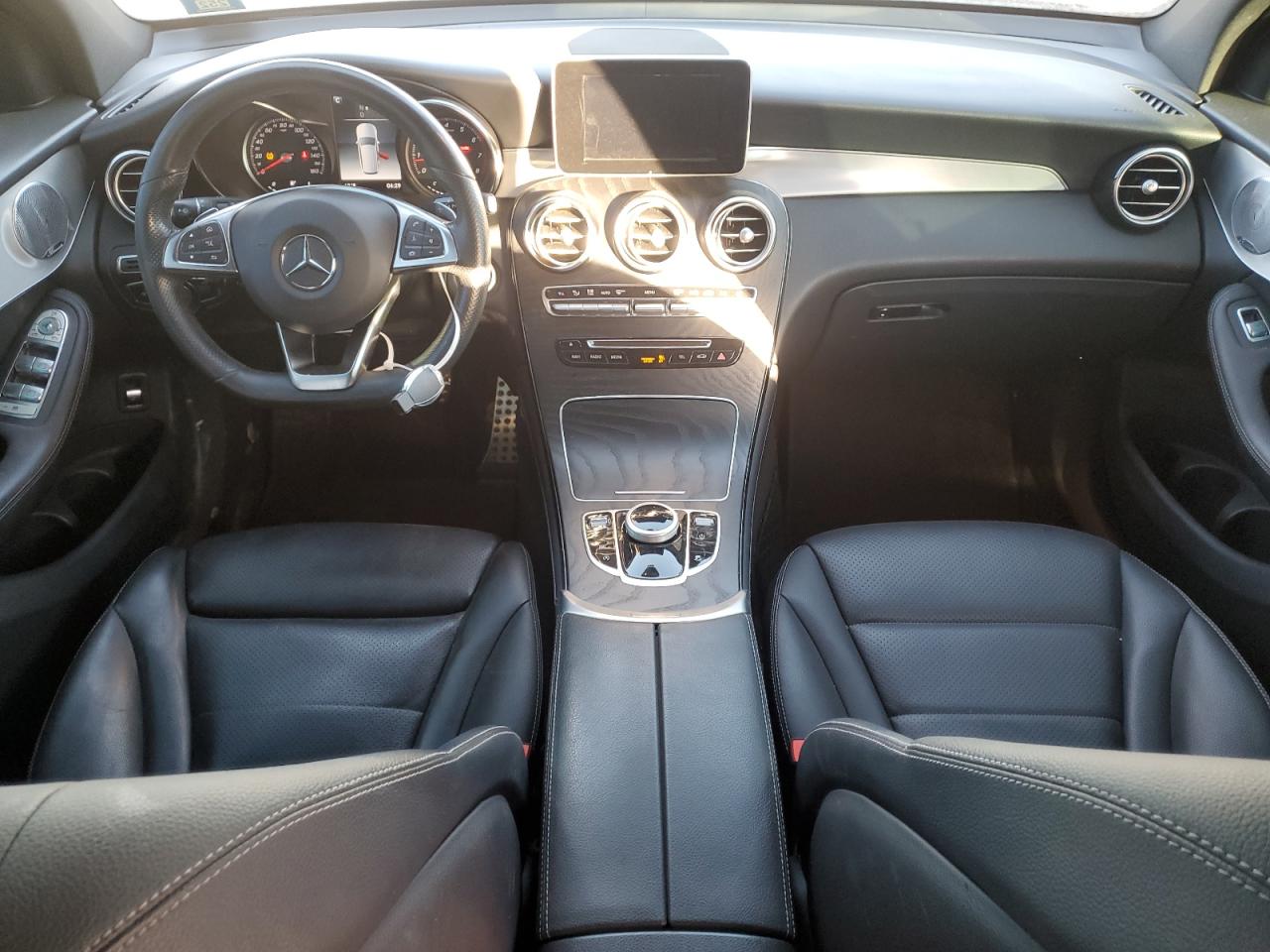 2019 Mercedes-Benz GLC - Image 8