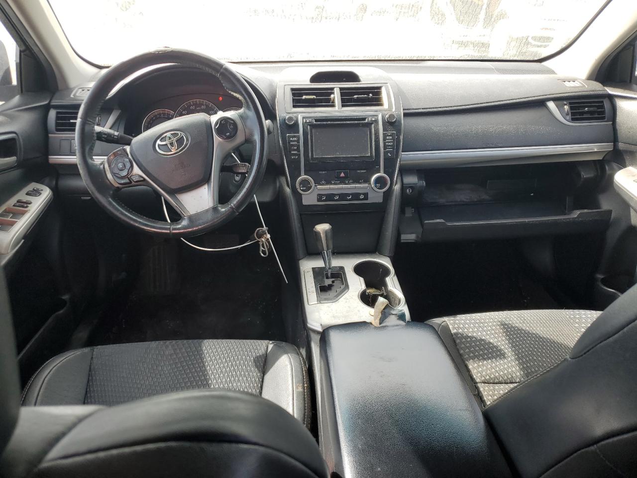 2014 Toyota Camry - Image 8