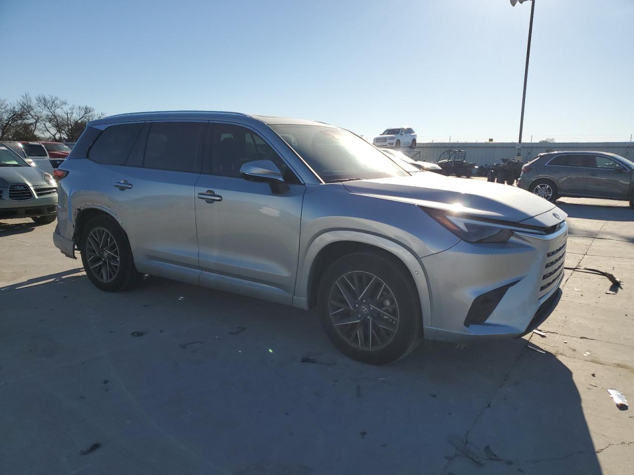 2024 Lexus TX - Image 4