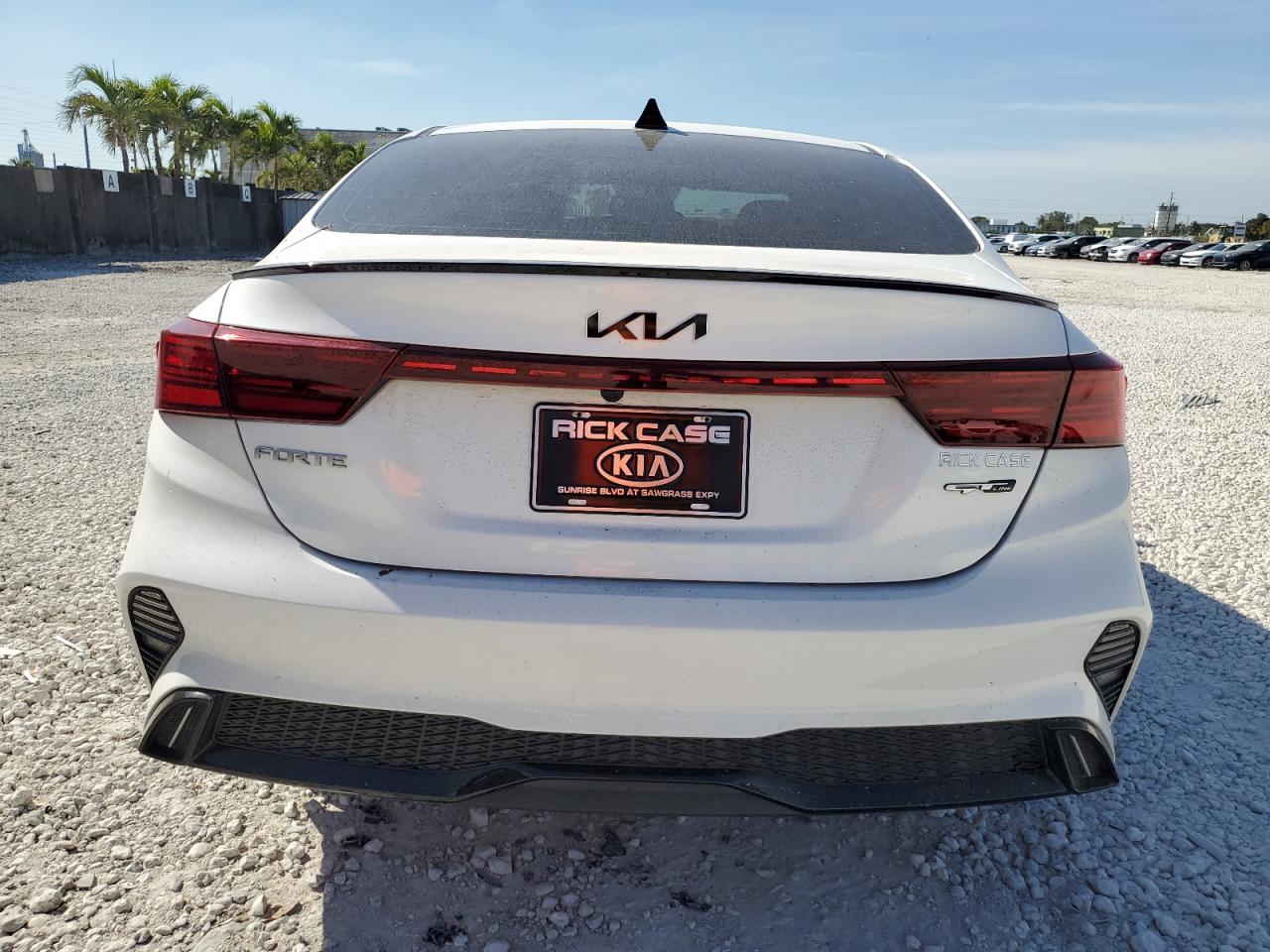 2024 Kia Forte - Image 6