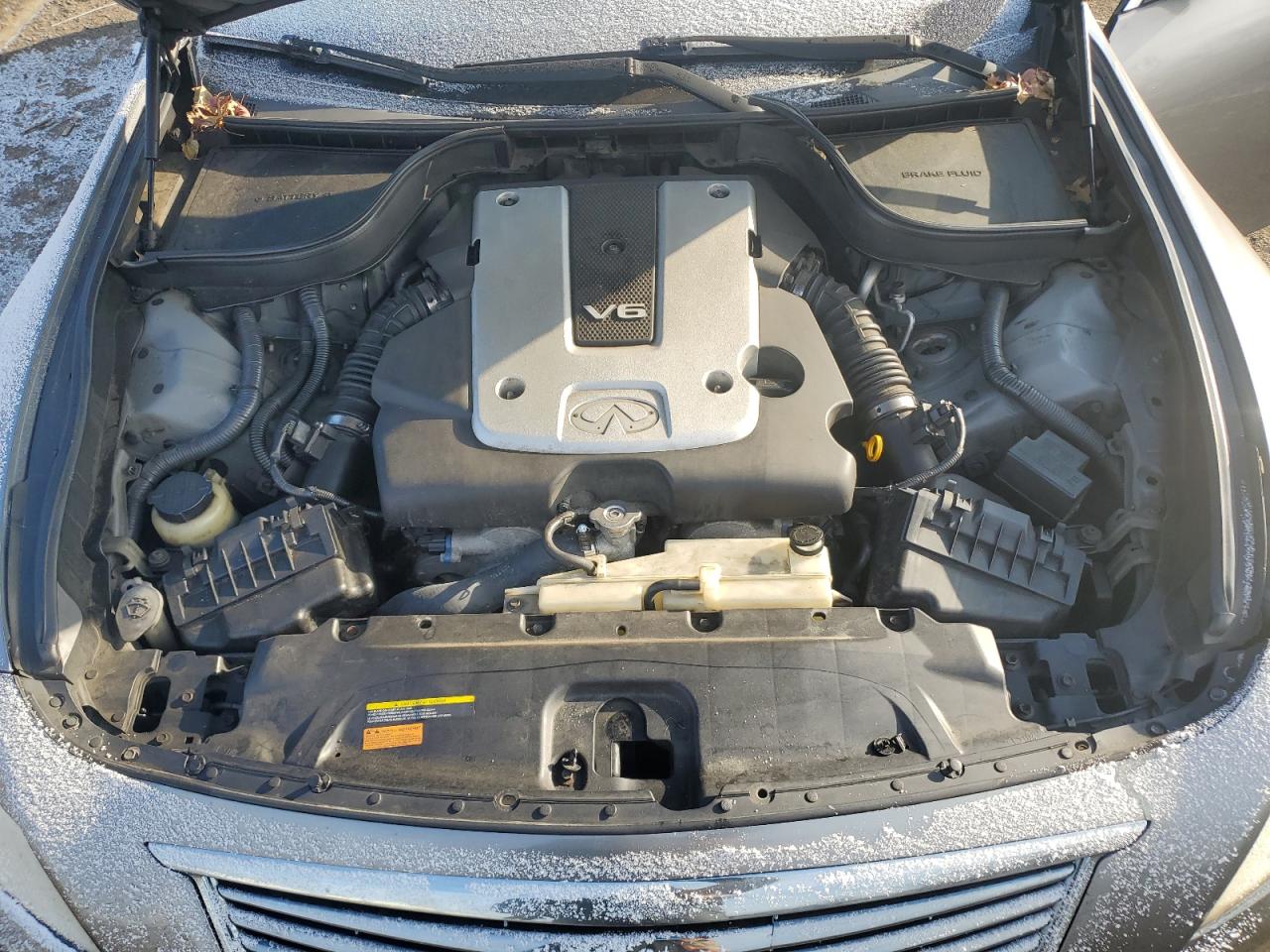 2011 Infiniti G - Image 12
