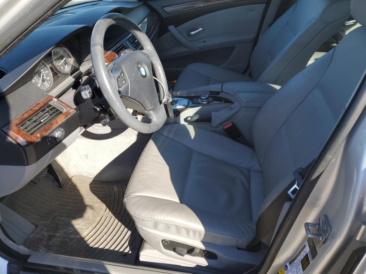 2010 BMW 5er - Image 7