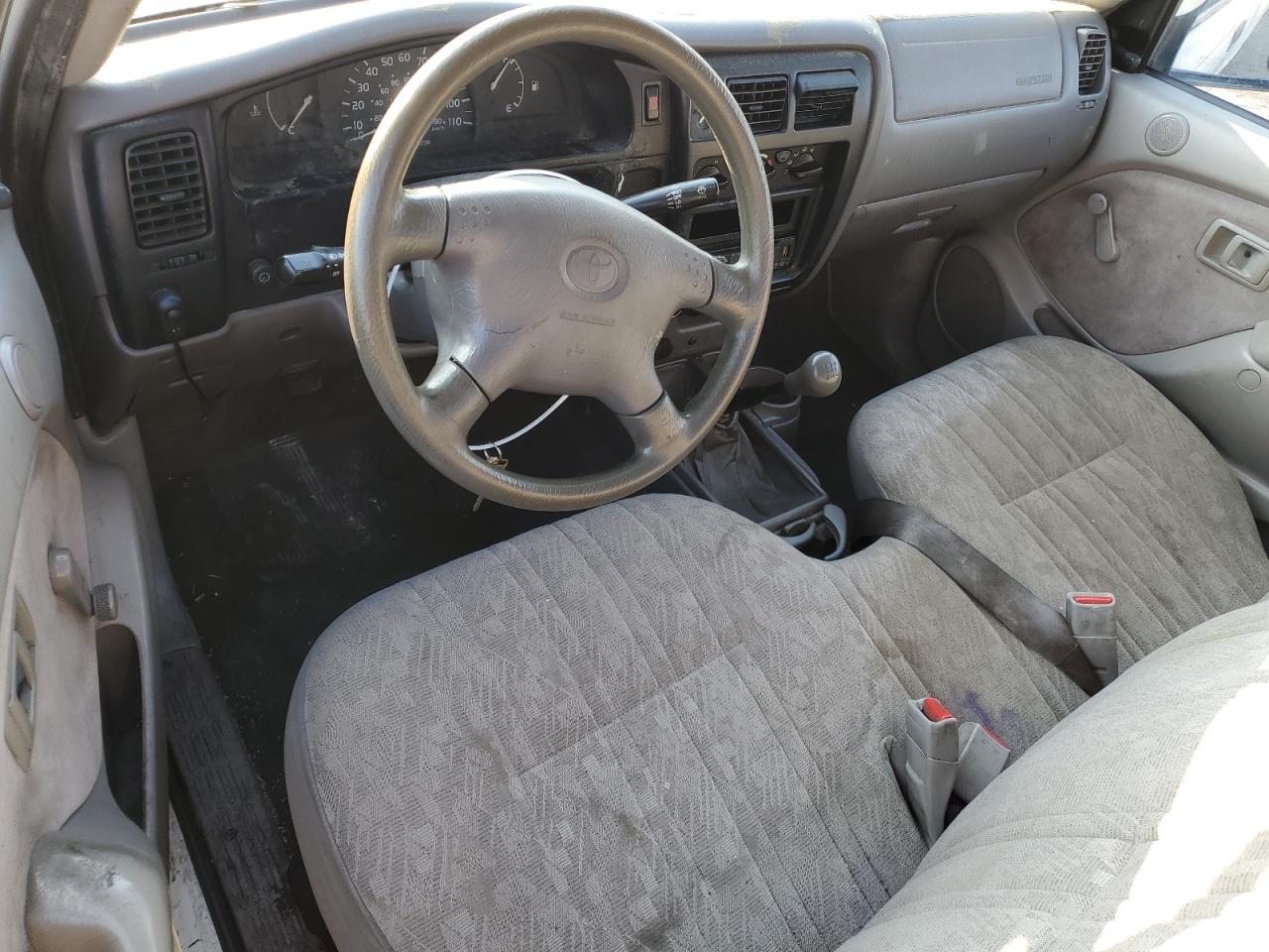 2001 Toyota Tacoma - Image 8