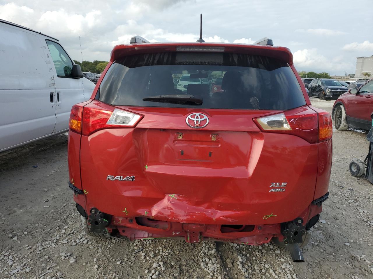 2014 Toyota RAV 4 - Image 6