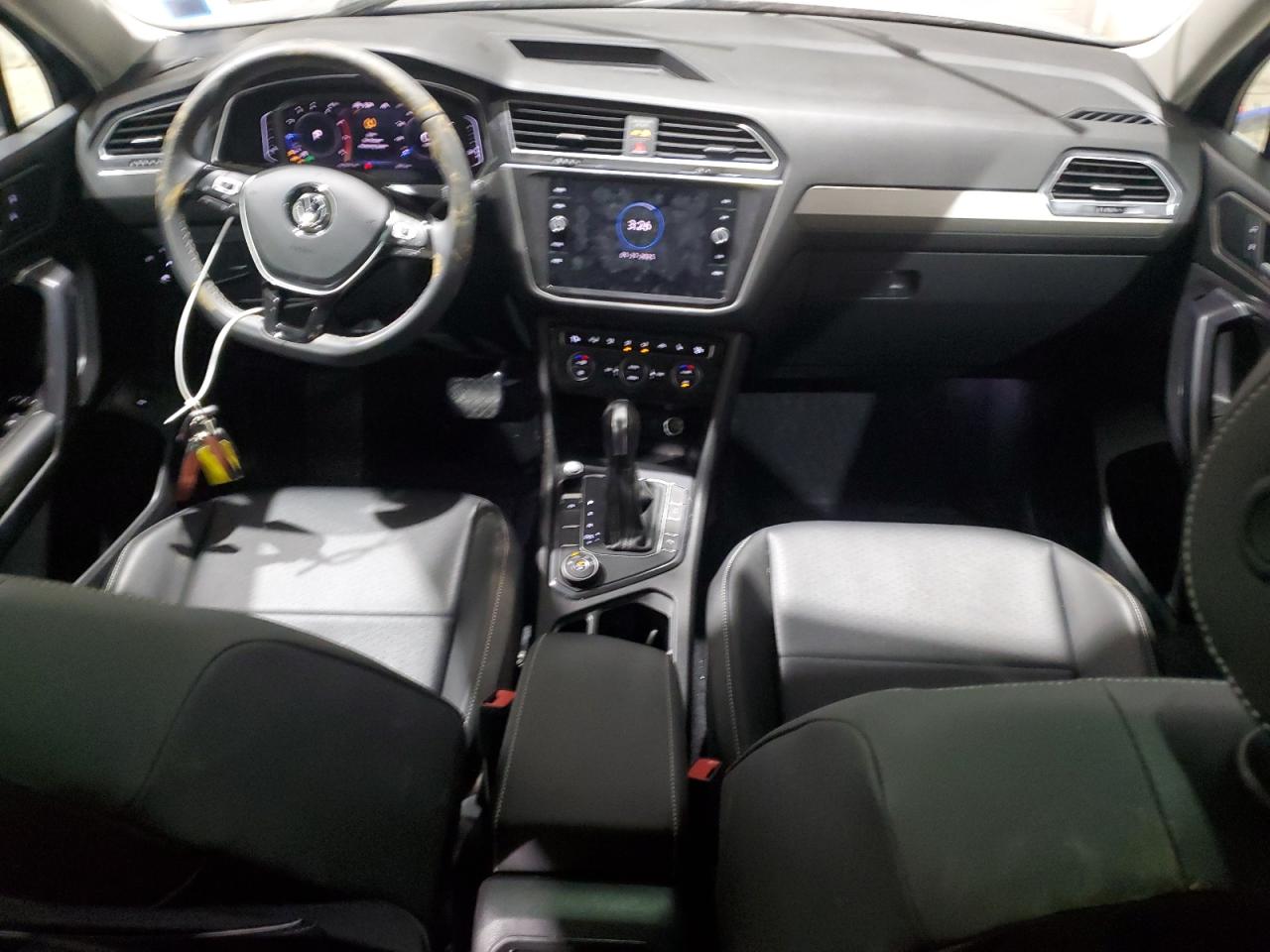 2021 Volkswagen Tiguan - Image 8