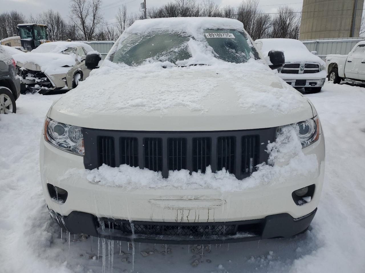 2011 Jeep Grand Cherokee - Image 5