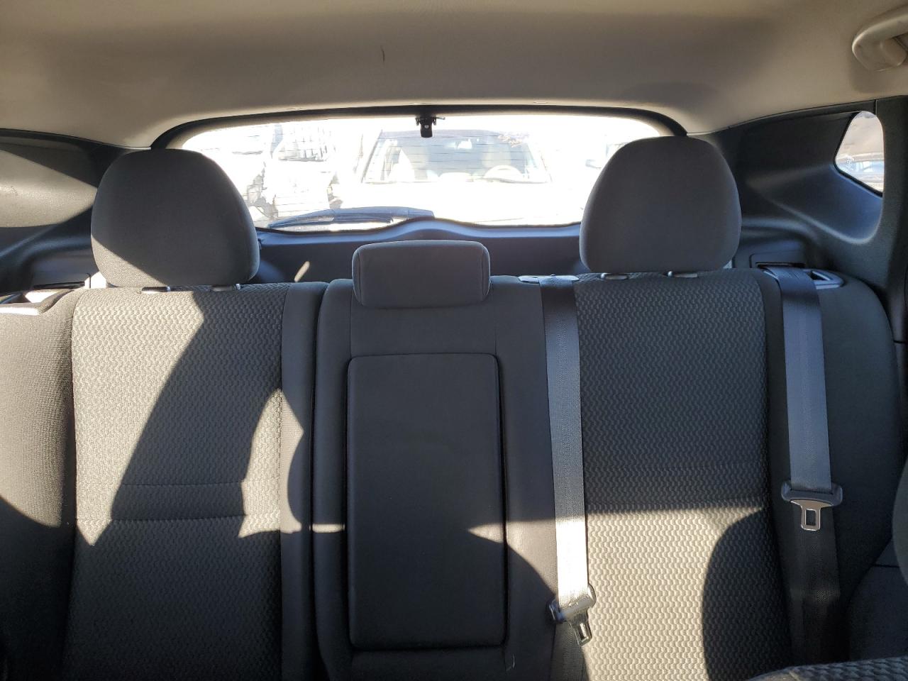 2019 Nissan Rogue - Image 10
