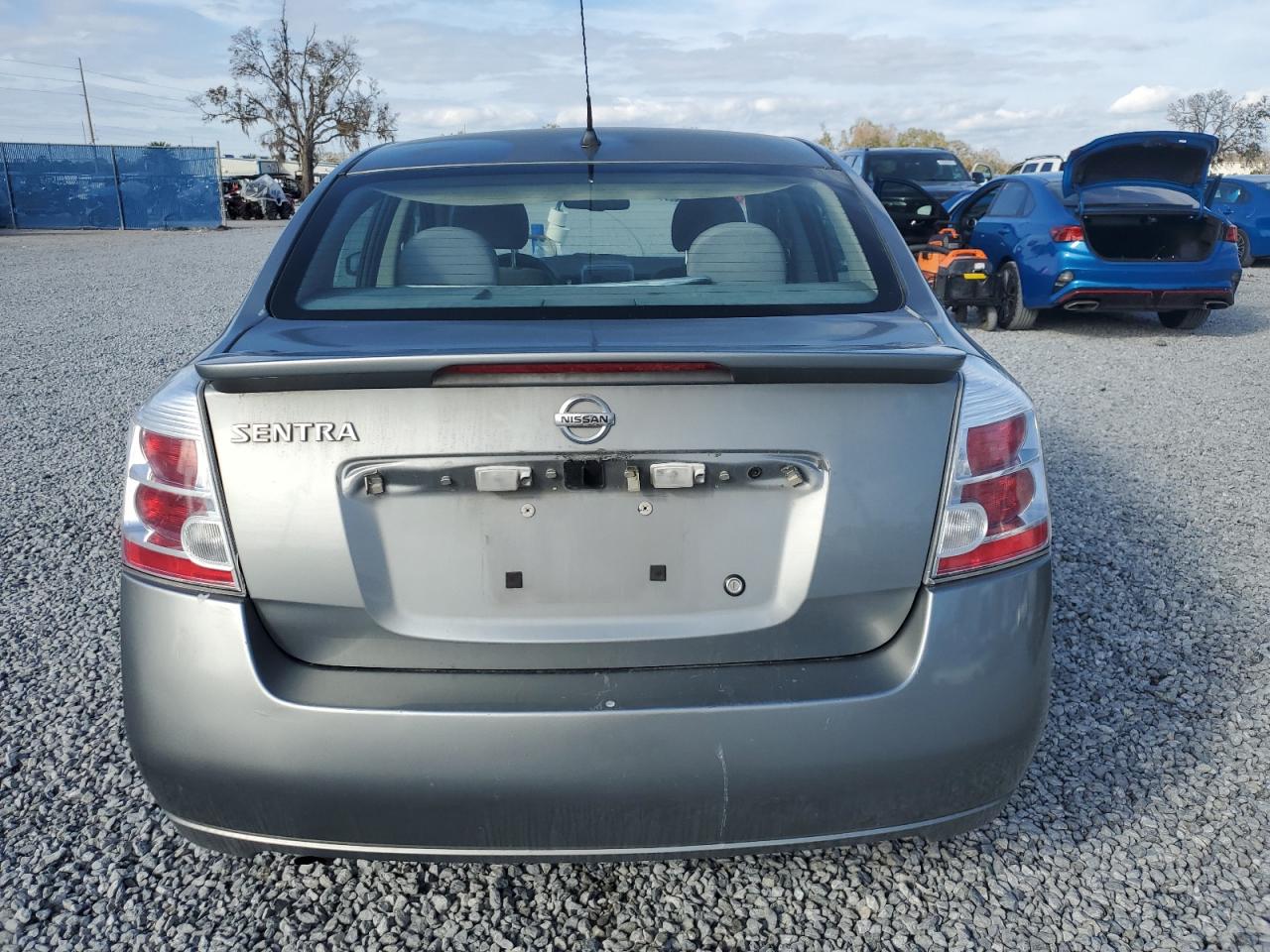 2012 Nissan Sentra - Image 6