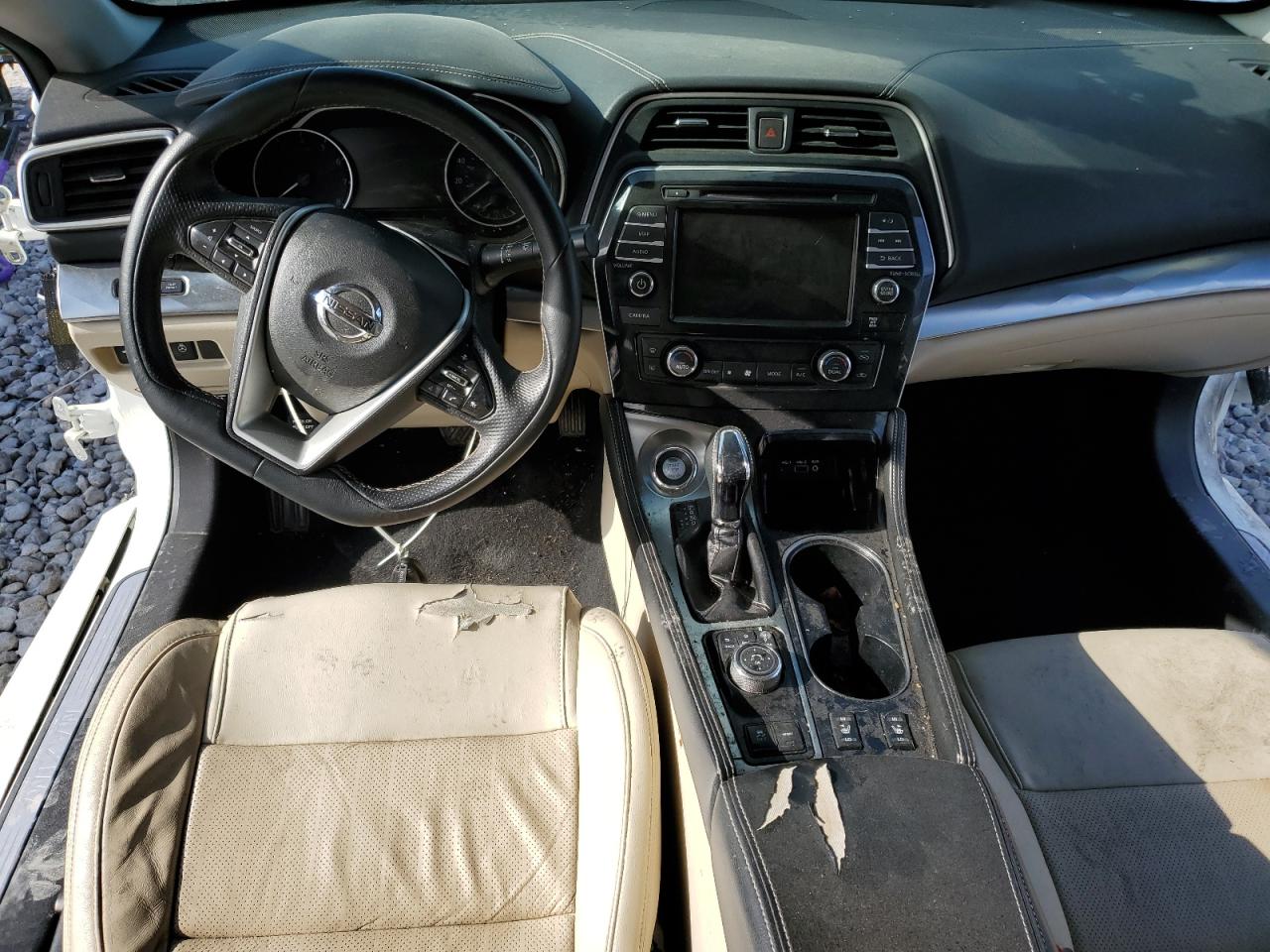 2019 Nissan Maxima - Image 8