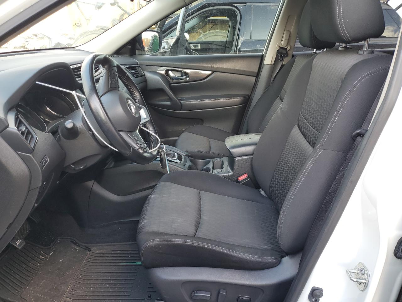 2020 Nissan Rogue - Image 7