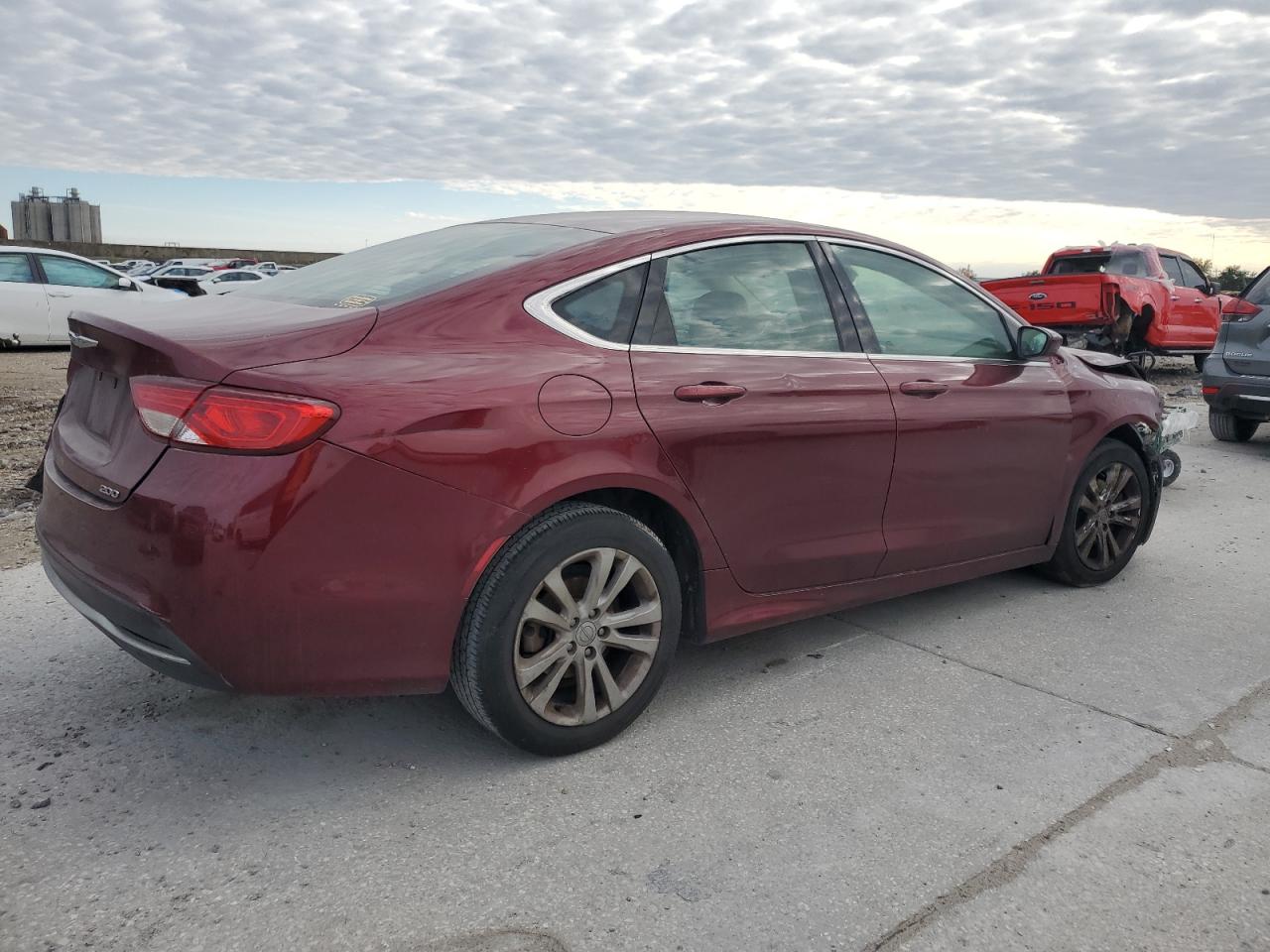 2015 Chrysler 200 - Image 3