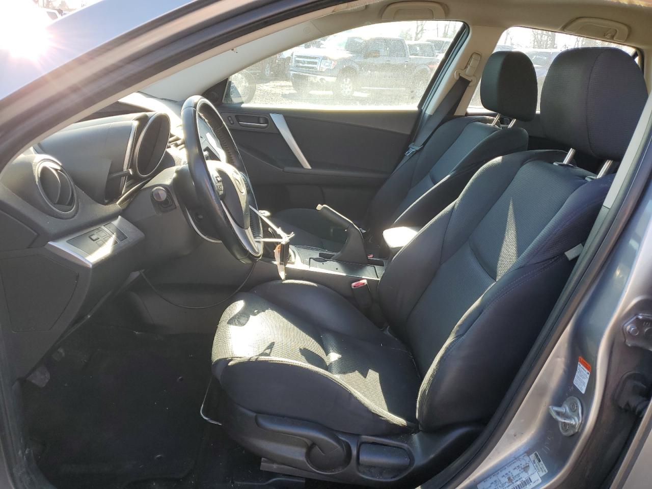 2010 Mazda 3 - Image 7
