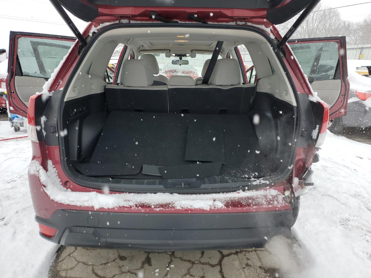 2021 Subaru Forester - Image 13