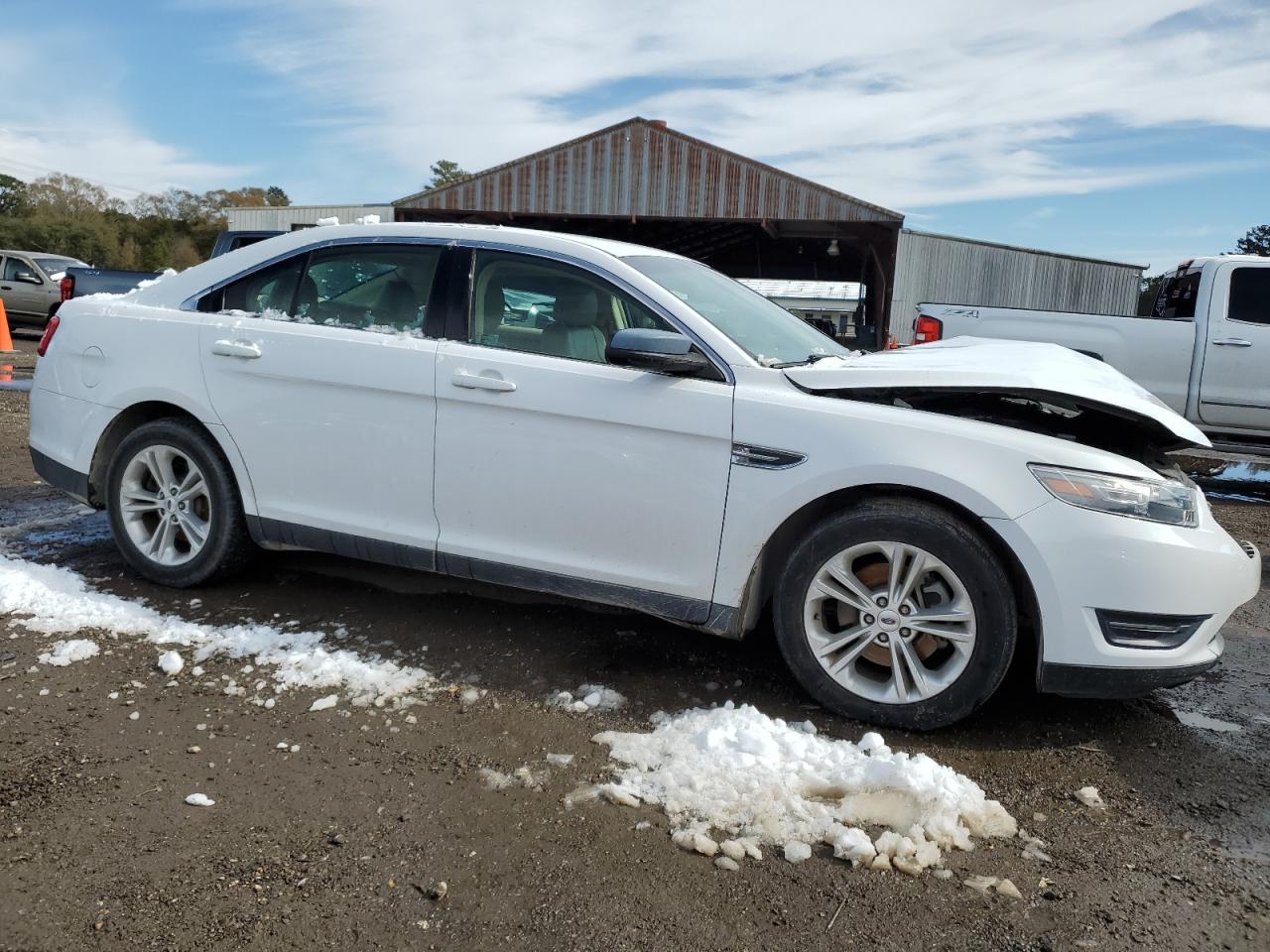 2013 Ford Taurus - Image 4