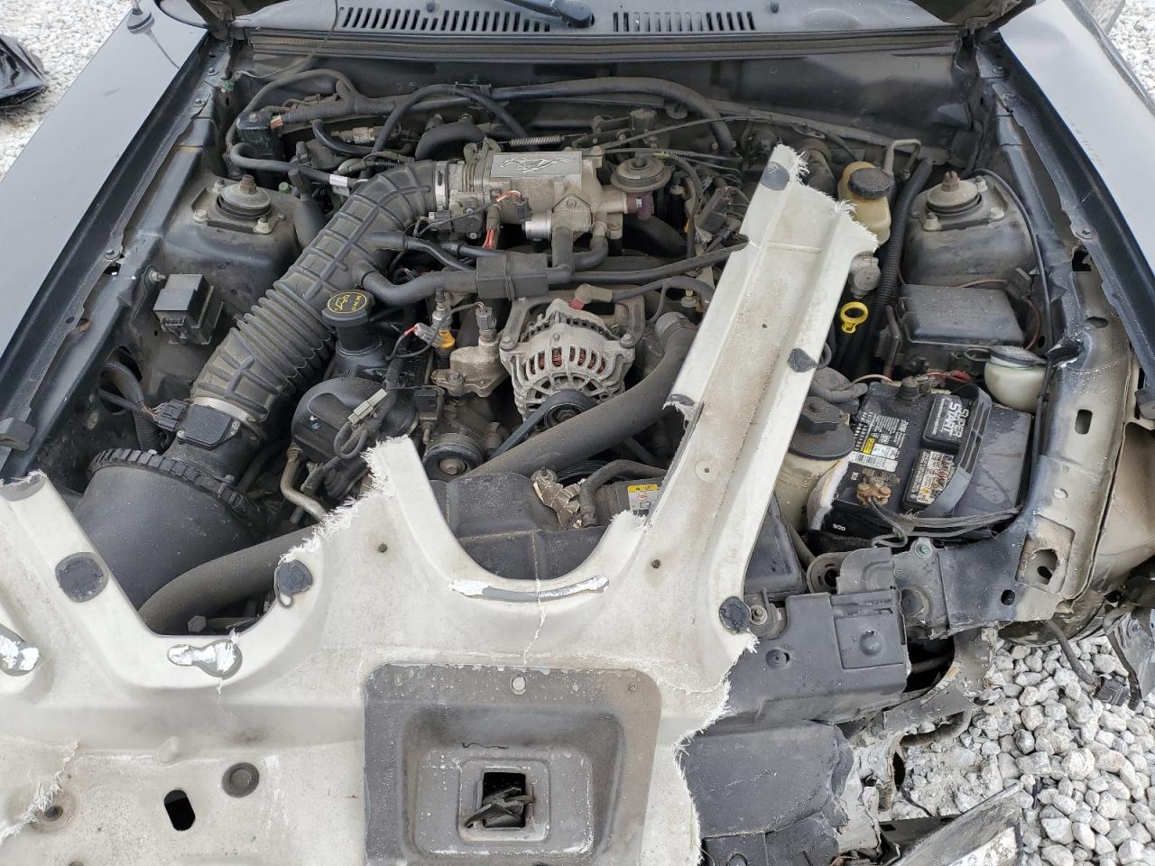 2002 Ford Mustang - Image 11