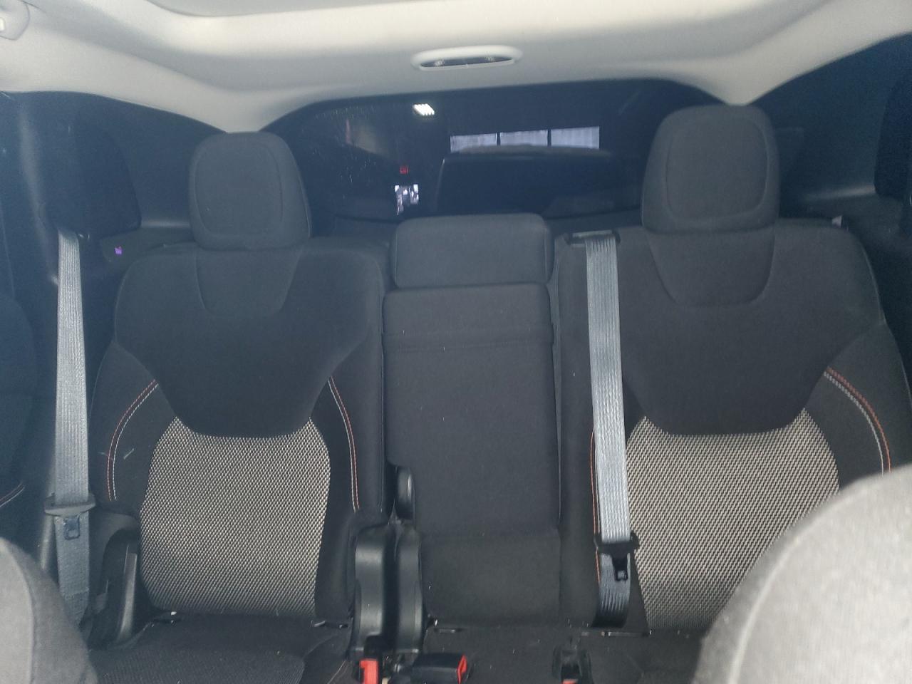 2016 Jeep Grand Cherokee - Image 10