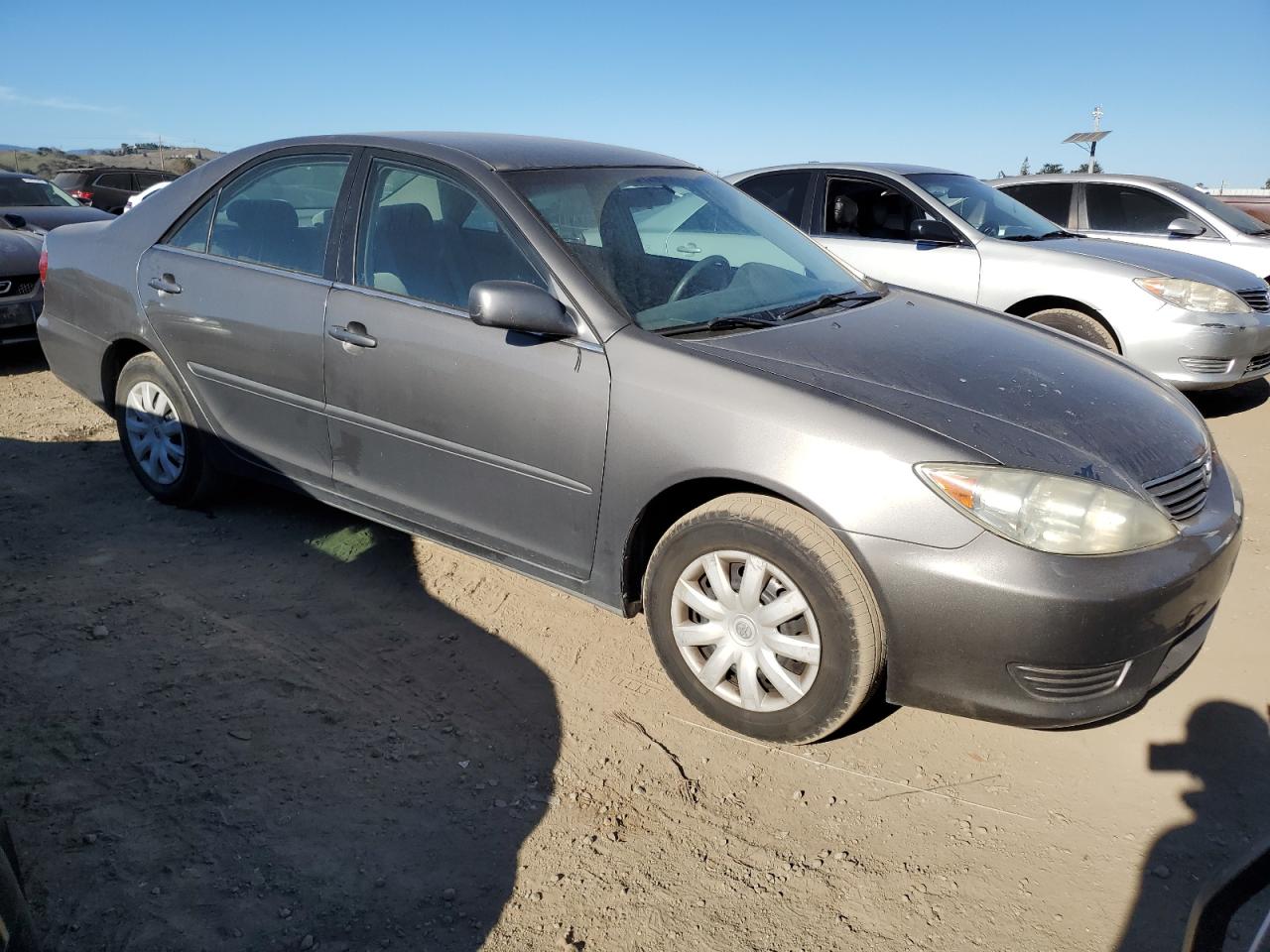 2005 Toyota Camry - Image 4