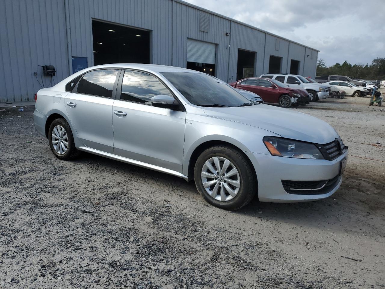 VIN 1VWAS7A30EC092486 2014 VOLKSWAGEN PASSAT no.4