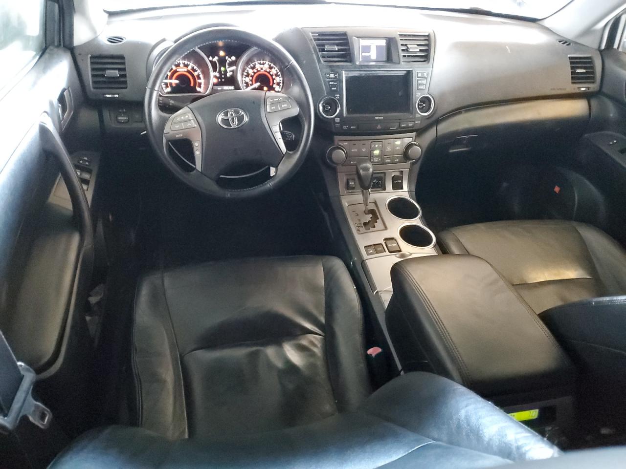 2009 Toyota Highlander - Image 8