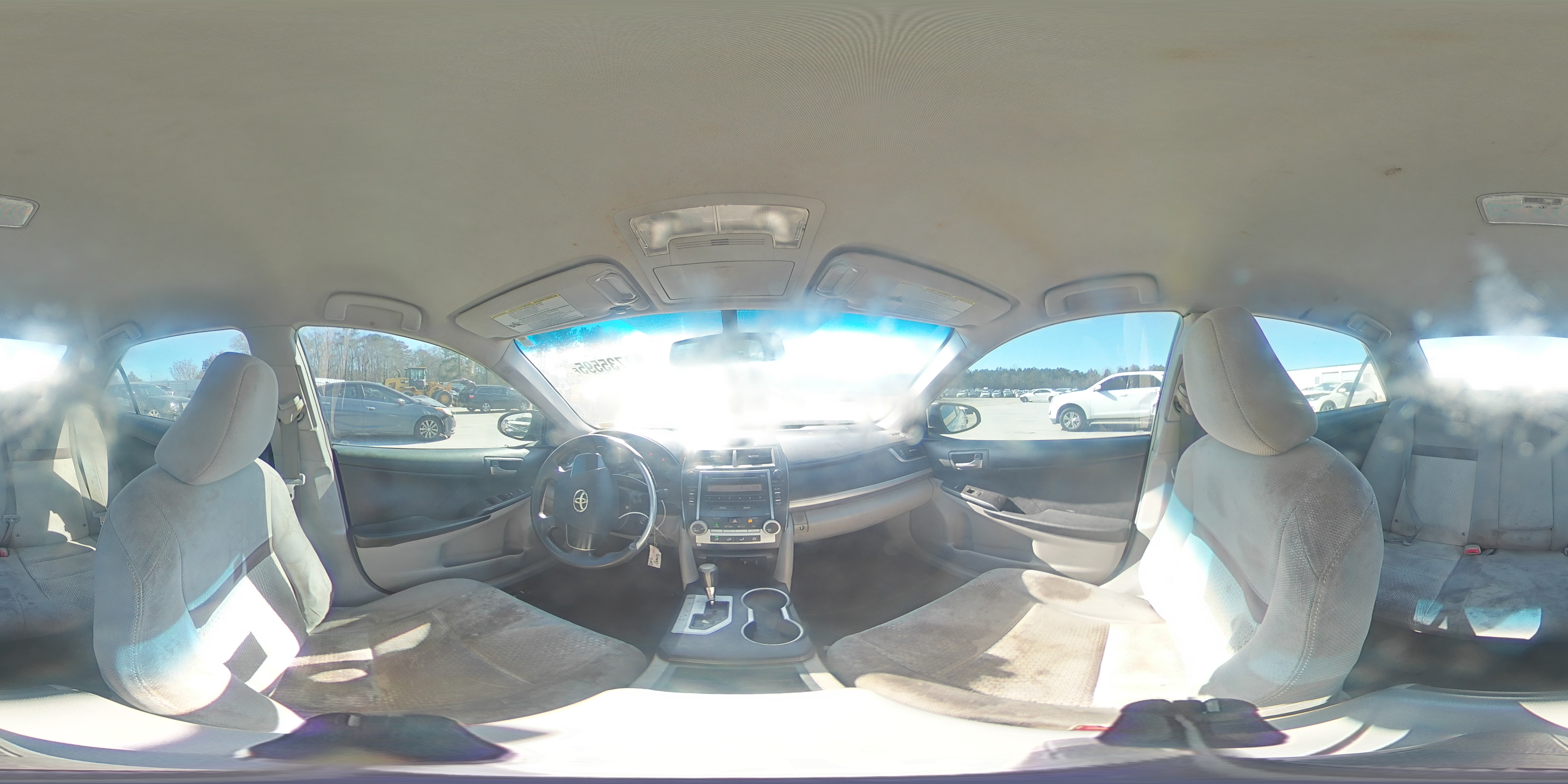 2012 Toyota Camry - Image 12