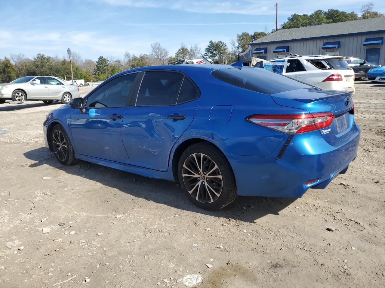 4T1B11HK3KU203411 TOYOTA CAMRY 2019