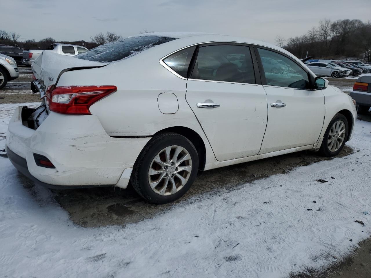 2016 Nissan Sentra - Image 3