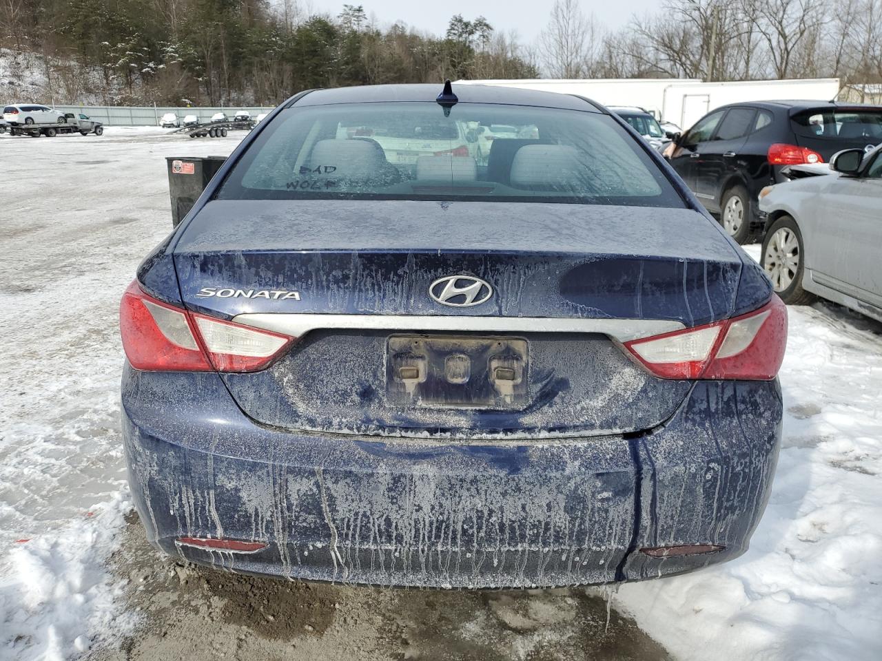 2011 Hyundai Sonata - Image 6