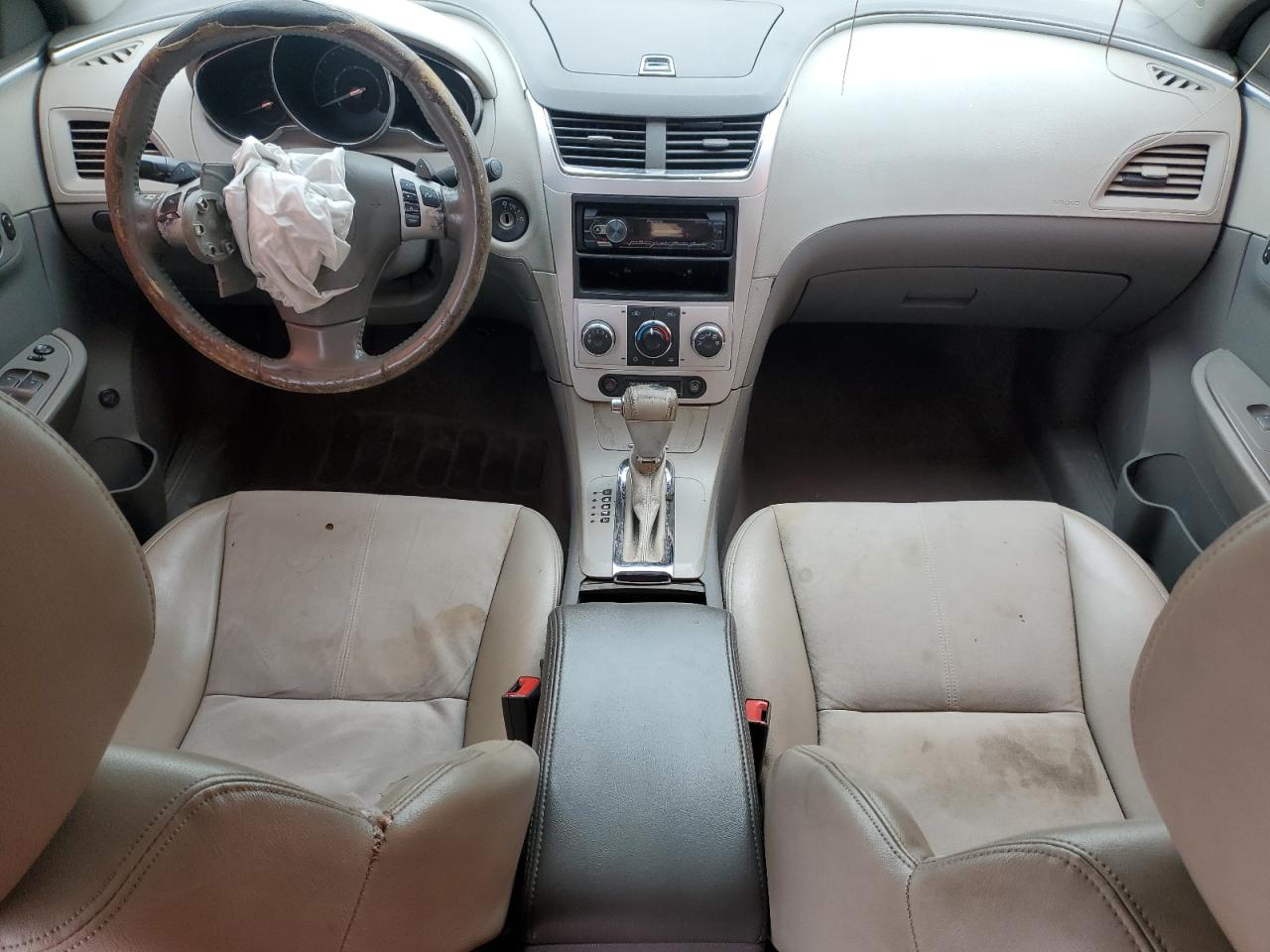 2010 Chevrolet Malibu - Image 8
