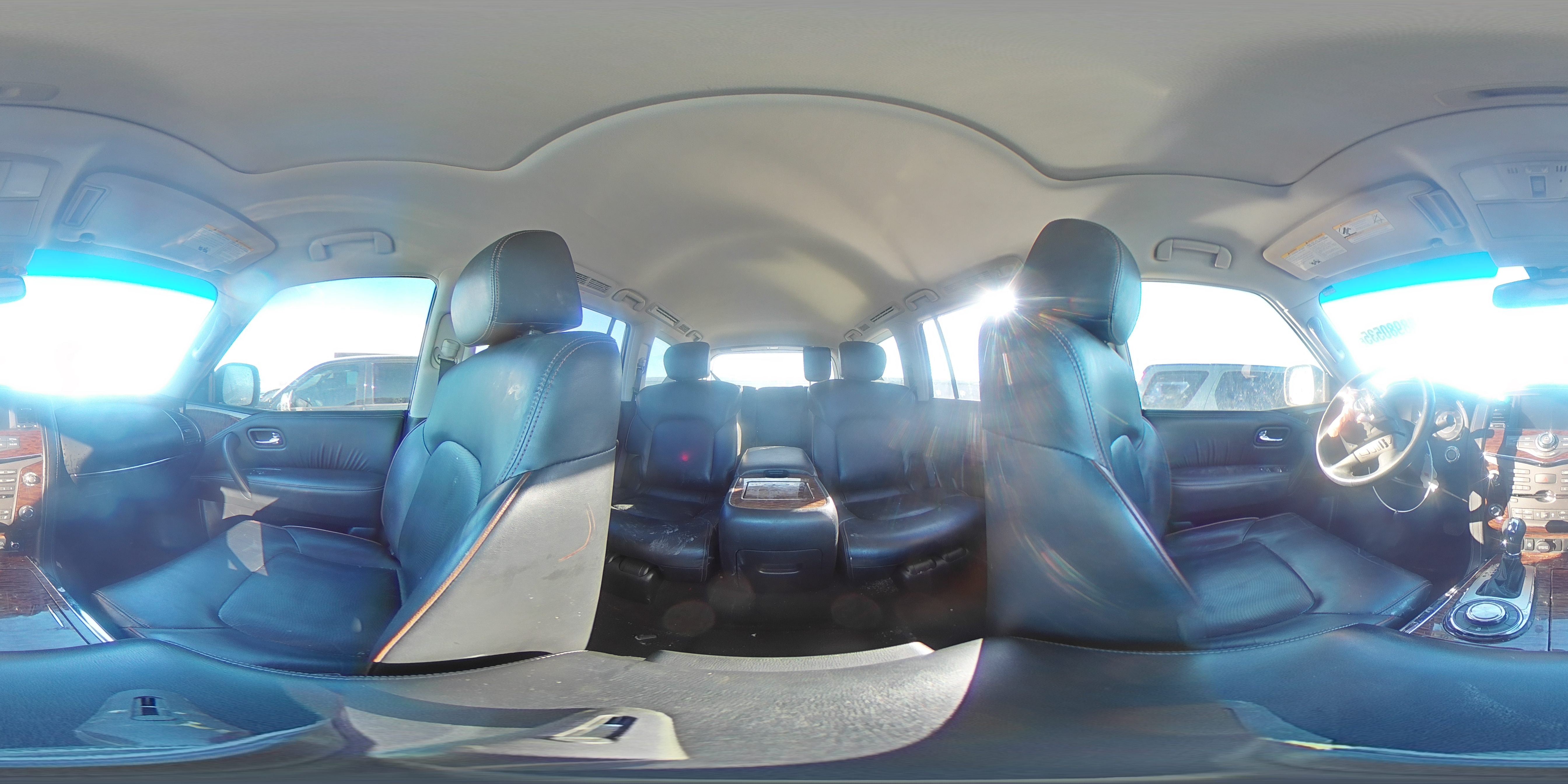 2017 Nissan Armada - Image 14