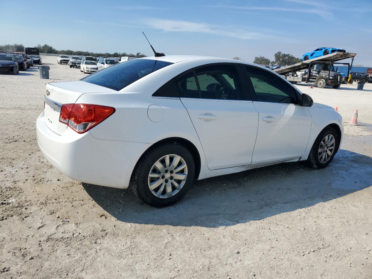 2011 Chevrolet Cruze - Image 3