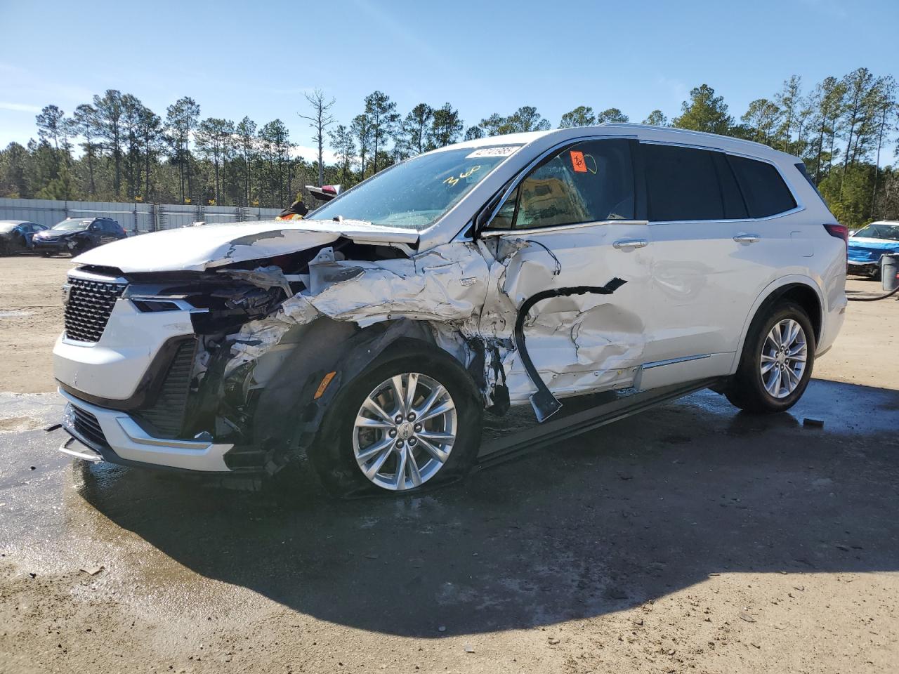 2021 Cadillac XT6 - Image 1