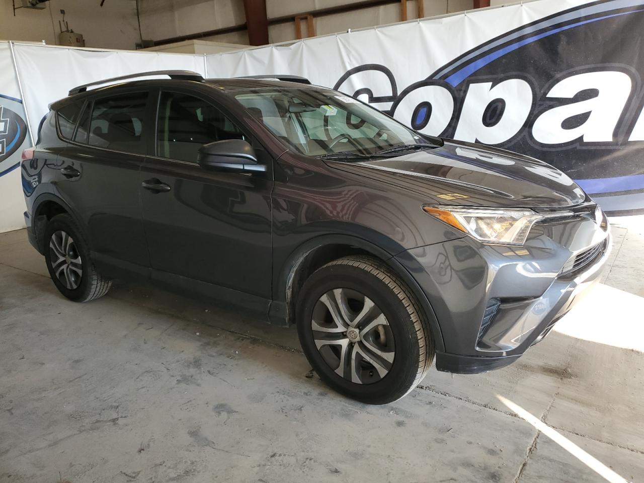 2018 Toyota RAV 4 - Image 4