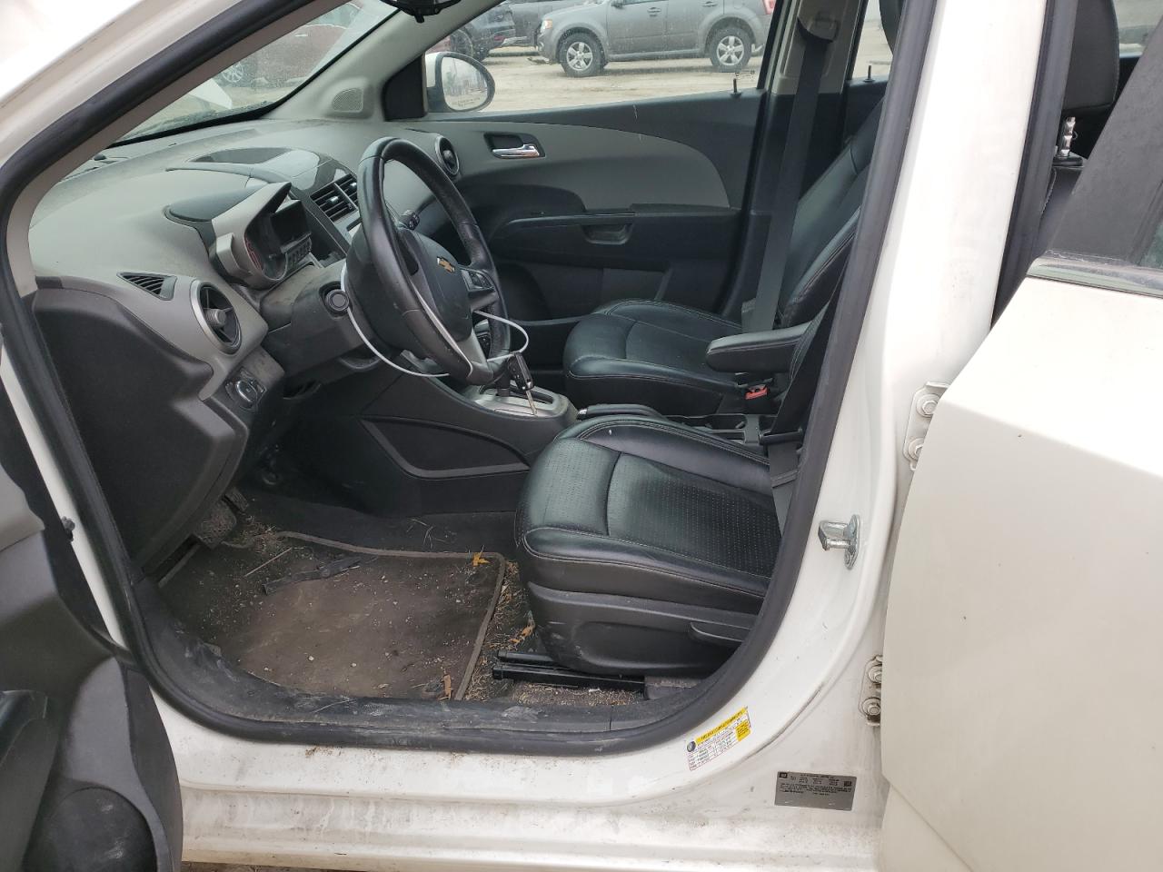 2015 Chevrolet Sonic - Image 7
