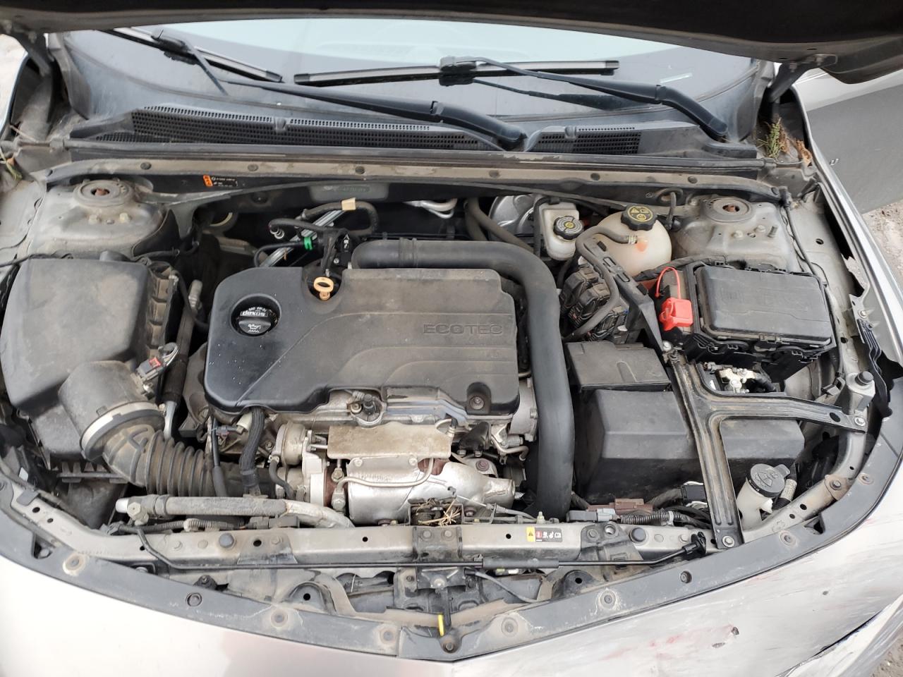 2018 Chevrolet Malibu - Image 12