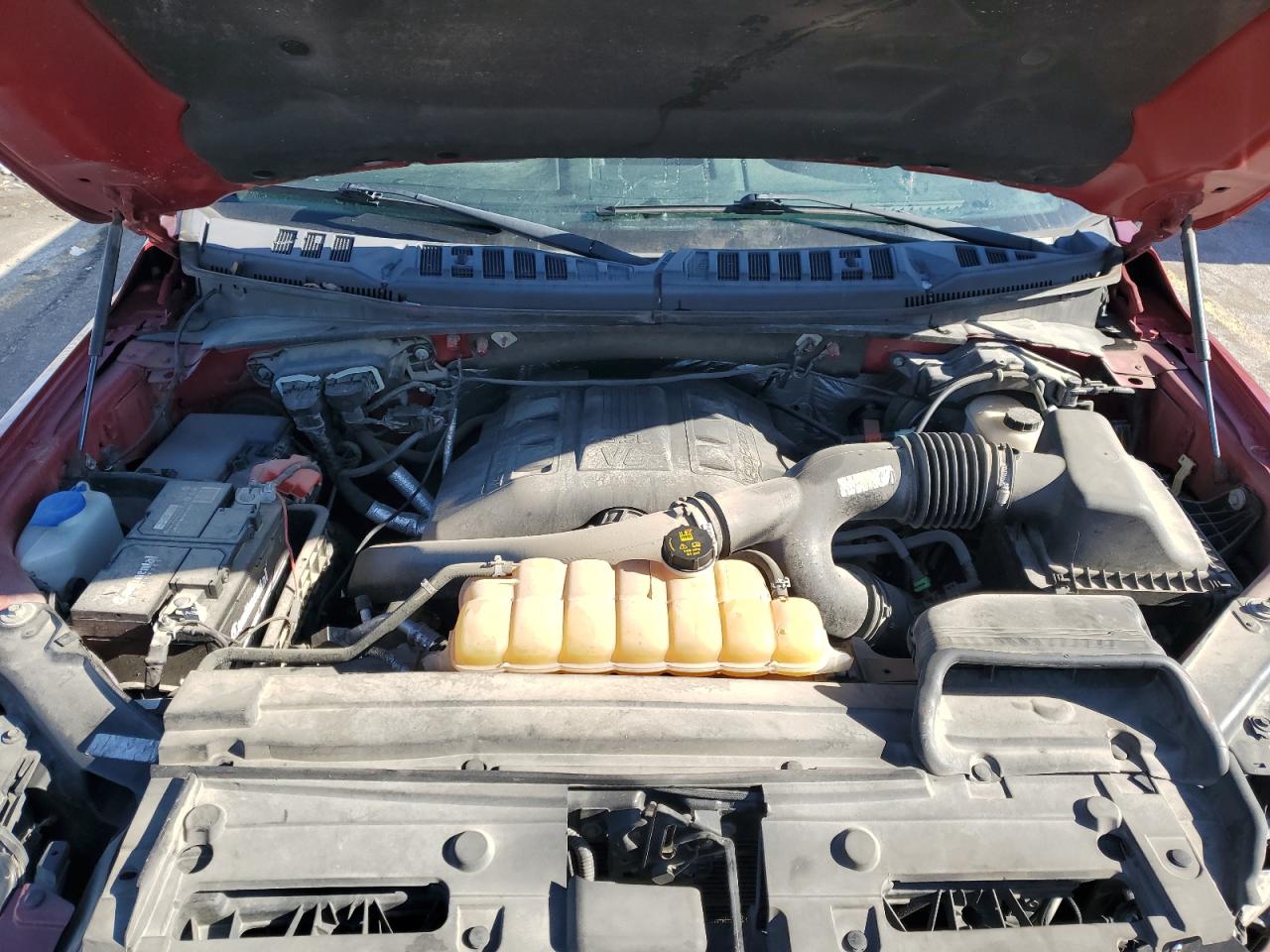 2015 Ford F-150 - Image 13