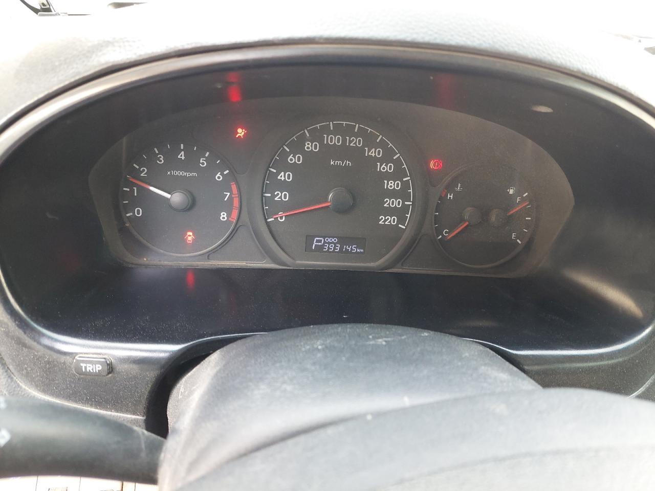 KMJWA37R5GU774027 - 2016 Hyundai H1 - #42477905