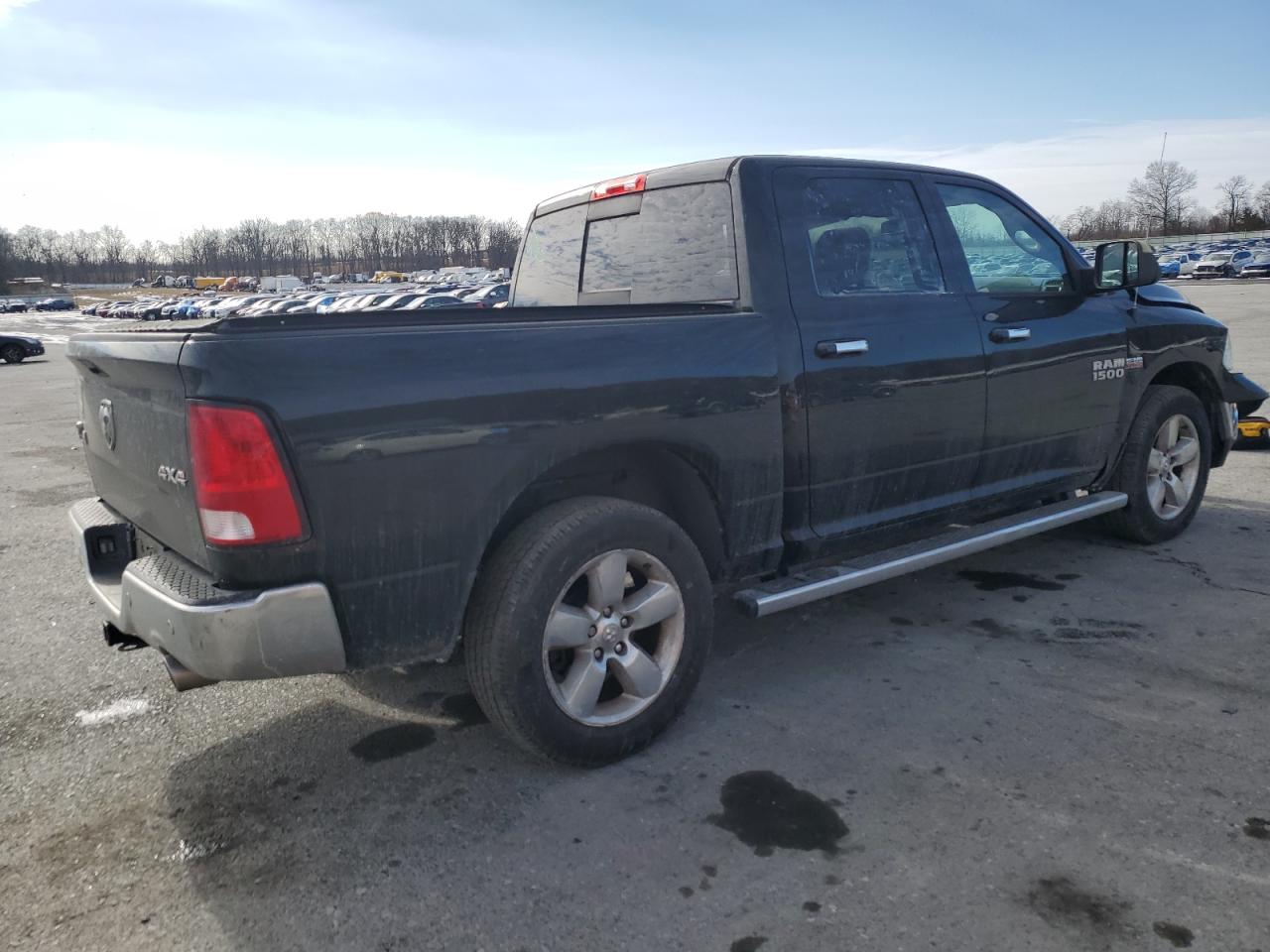 2017 RAM 1500 - Image 3
