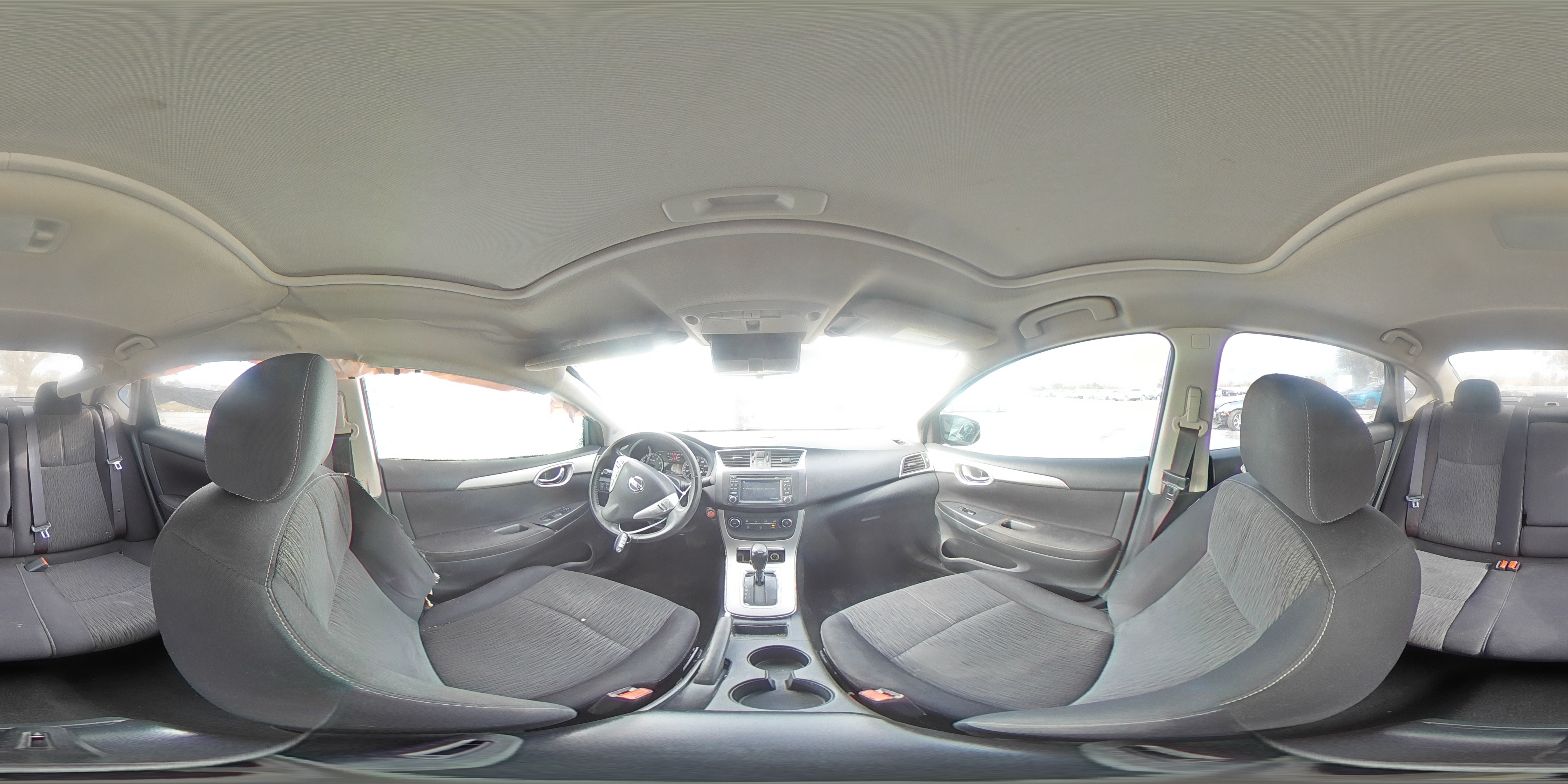 2015 Nissan Sentra - Image 13