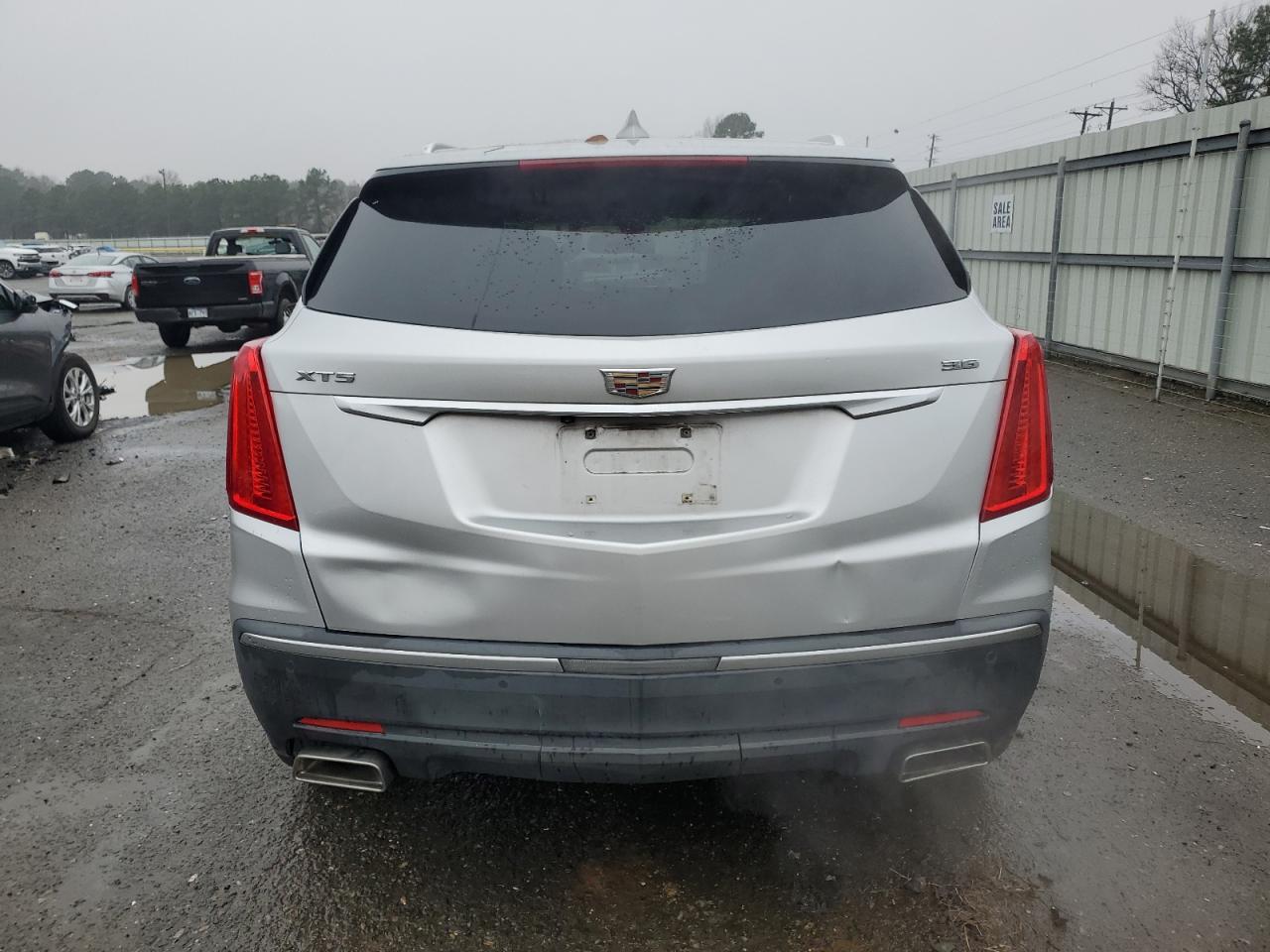 2019 Cadillac XT5 - Image 6