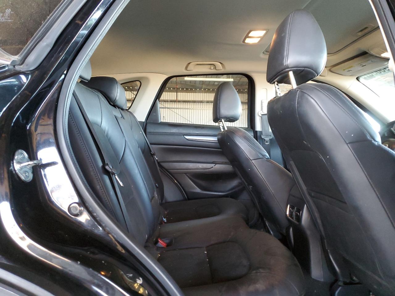 2017 Mazda CX-5 - Image 11